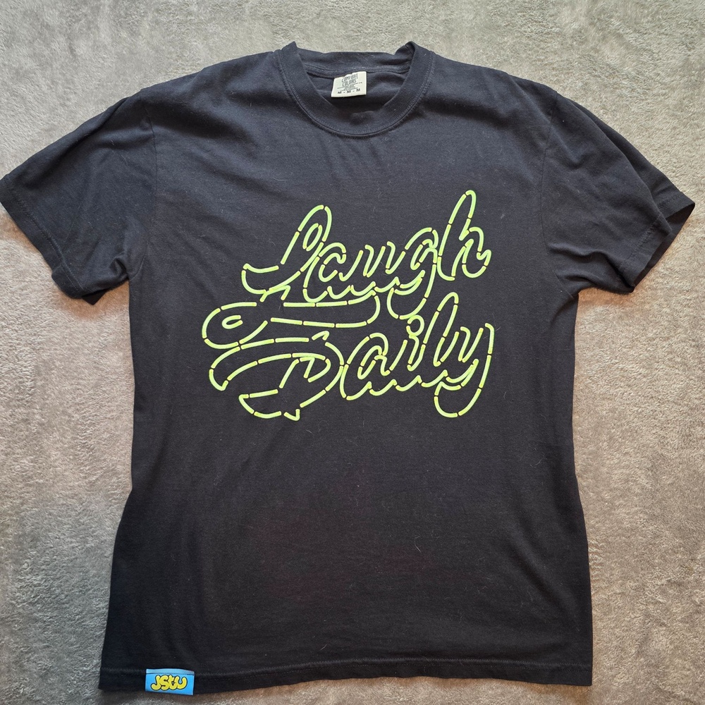 Comfort Colors Laugh Daily Shirt Mens M Black Motivational Graphic T-Shirt
